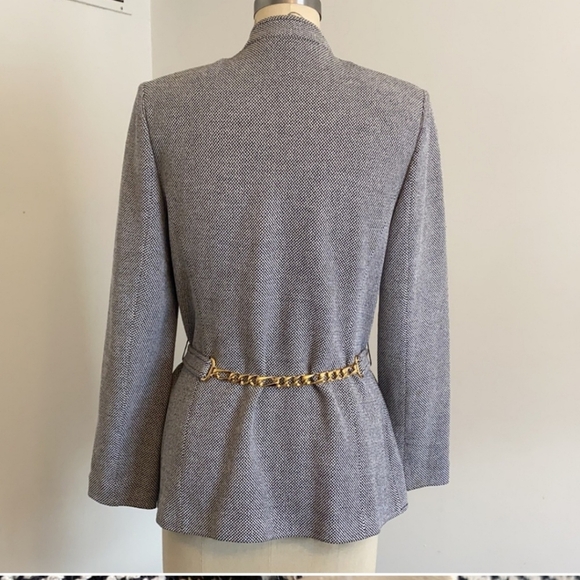 St. John Collection Sport Jersey Chain Belt Zip Jacket - Picture 4 of 10